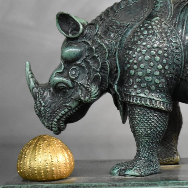 Petit Rhino en dentelles vert - Image 2